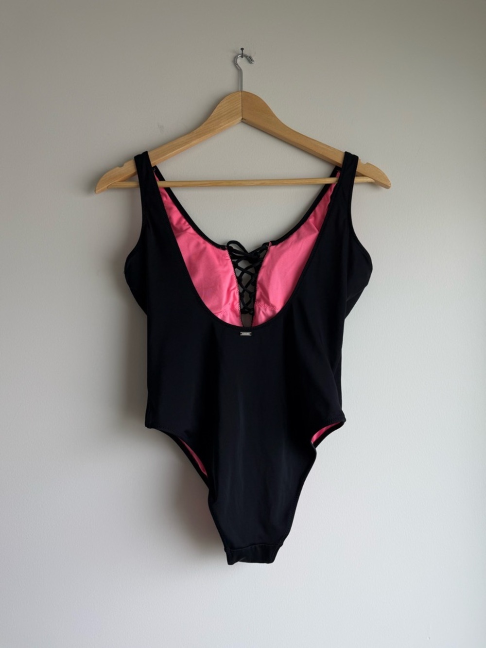 Victoria’s Secret PINK Black Lace Up One Piece Swimsuit Pink Lining Medium - Picture 2 of 10